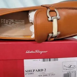 Salvatore Ferragamo - Shepard 2 Size 8.5 E, New dark R calf Amazon.com | Ferragamo SEUL (EE/Wide) Leather Cap Toe Welted  main image 4